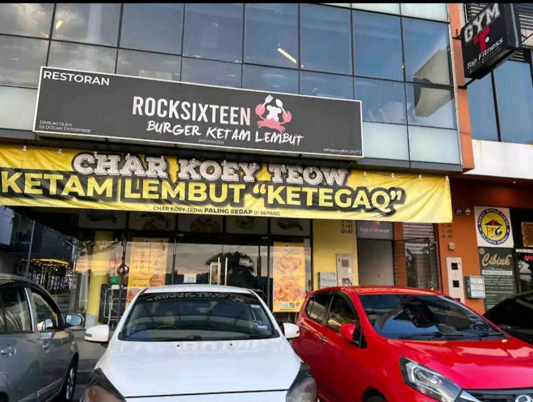 Ayden Hostel Airport Transit - Klia Сепанг Екстериор снимка