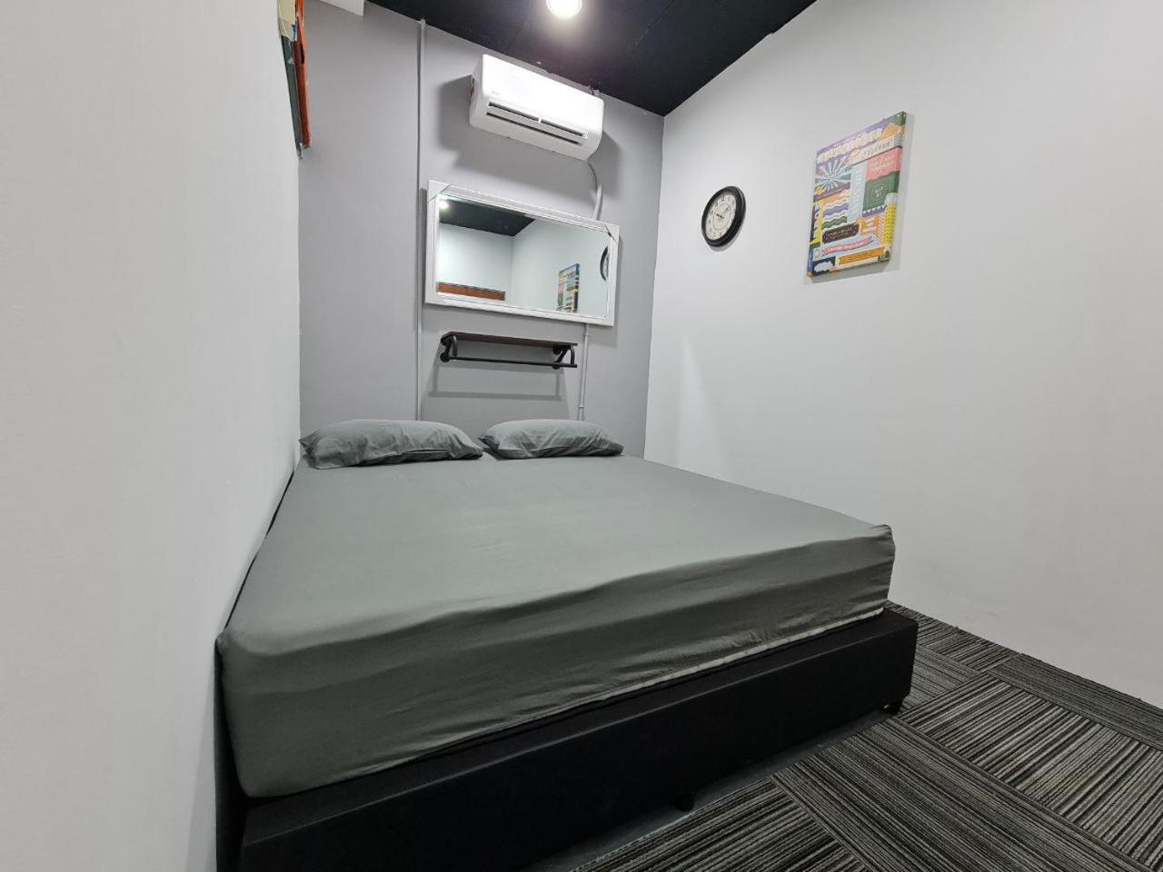Ayden Hostel Airport Transit - Klia Сепанг Екстериор снимка